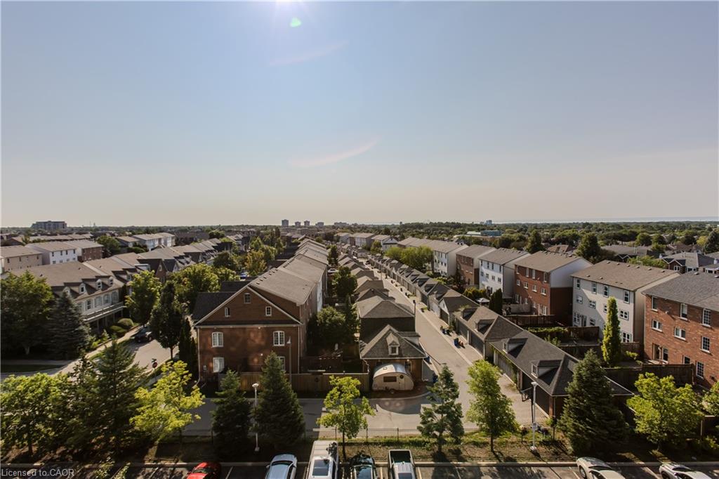 709-2325 Central Park Drive Property Photo 16