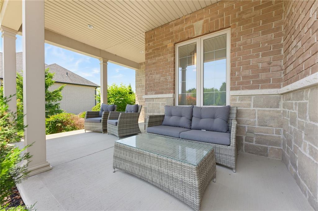 13 Wingrove Woods Property Photo 8