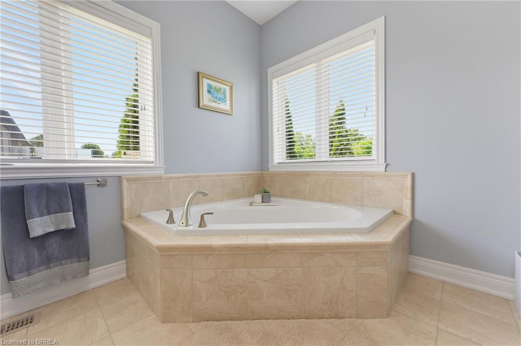 13 Wingrove Woods Property Photo 24