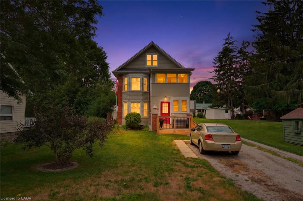 19 First Avenue Property Photo 2