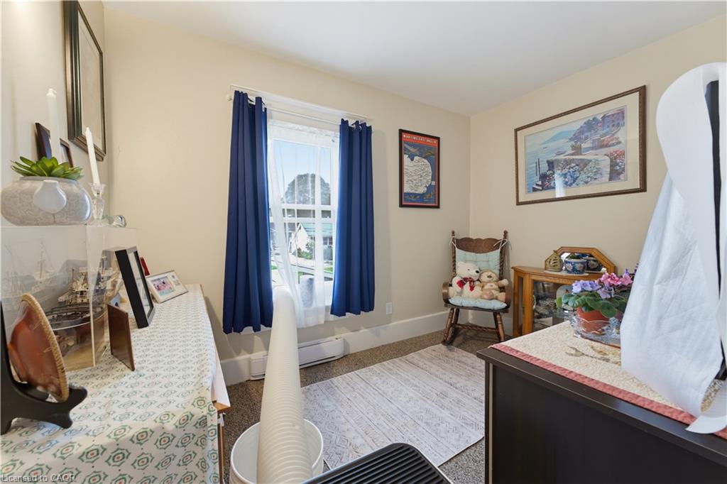 19 First Avenue Property Photo 8