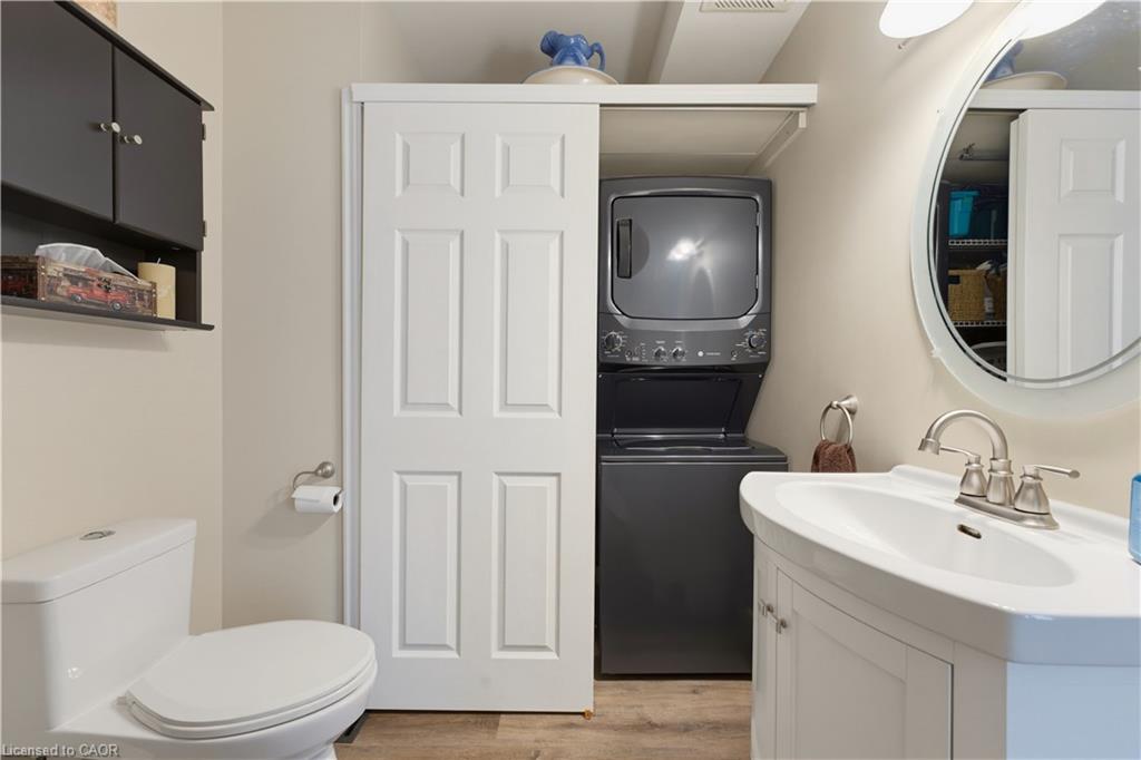 19 First Avenue Property Photo 16