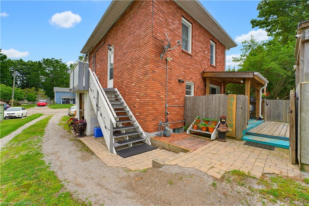 19 First Avenue Property Photo 22