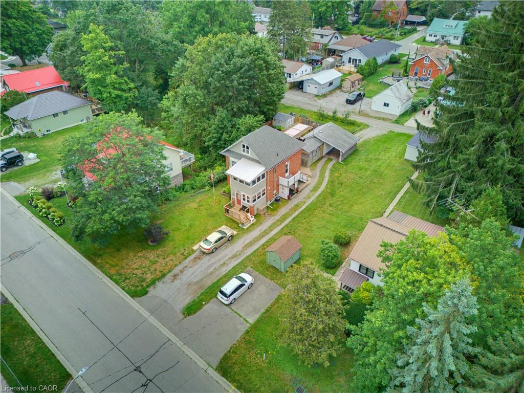 19 First Avenue Property Photo 26