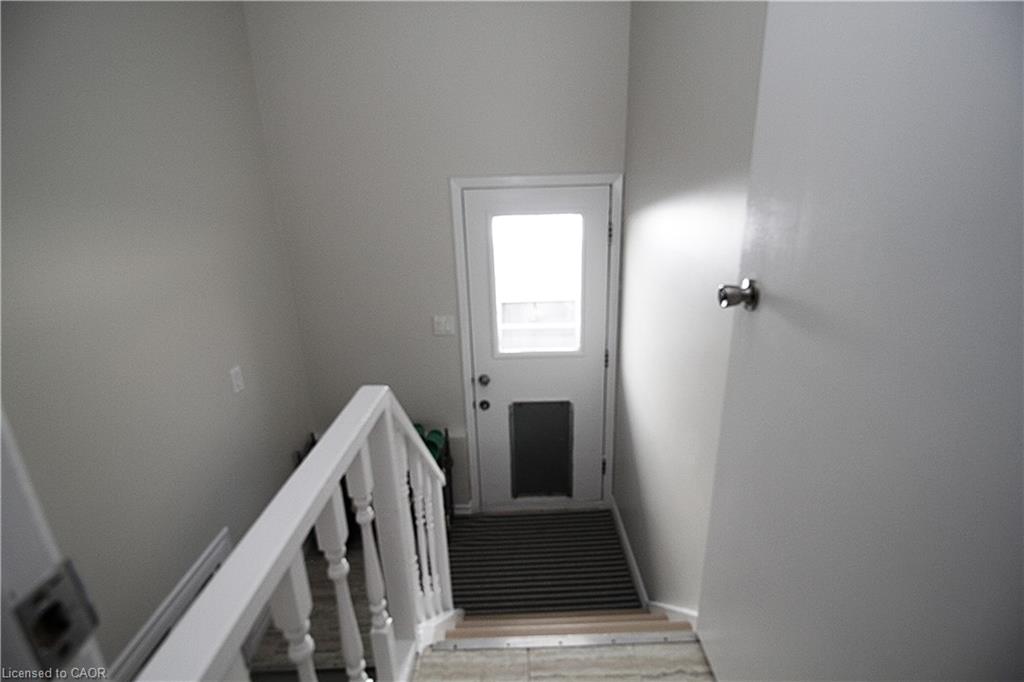 35 Garden Crescent Property Photo 17