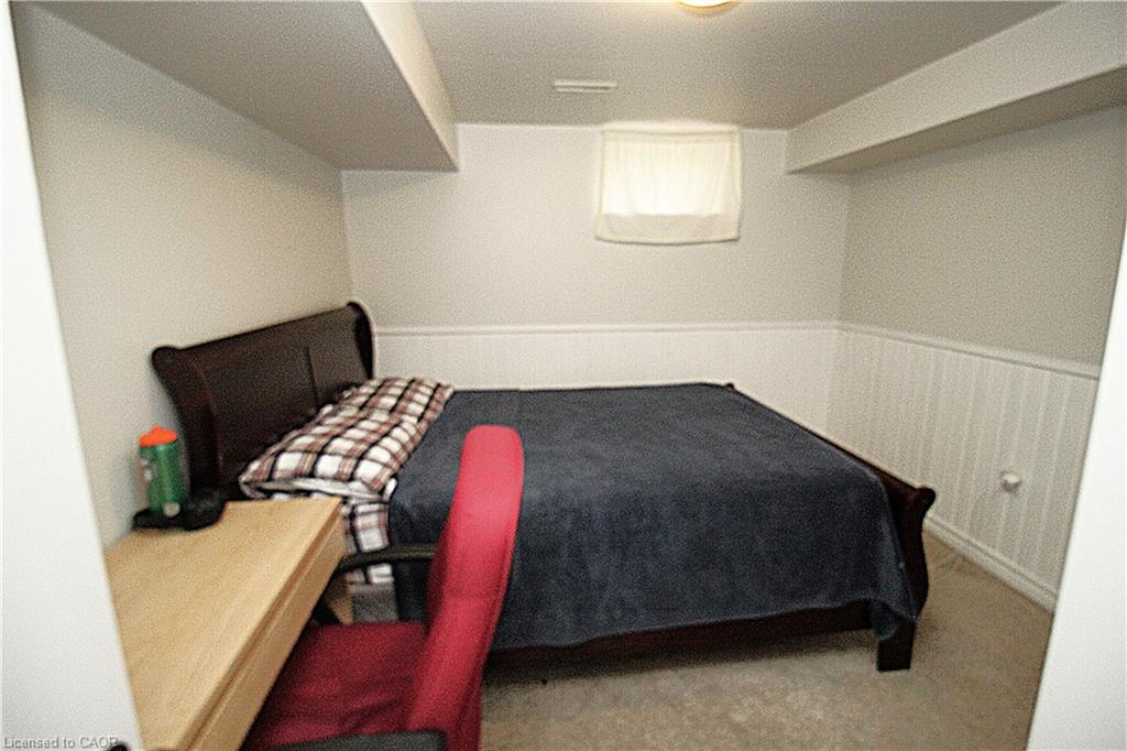 35 Garden Crescent Property Photo 27