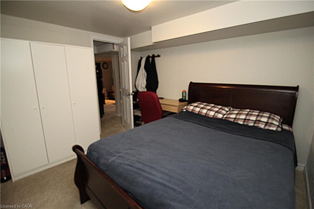 35 Garden Crescent Property Photo 28