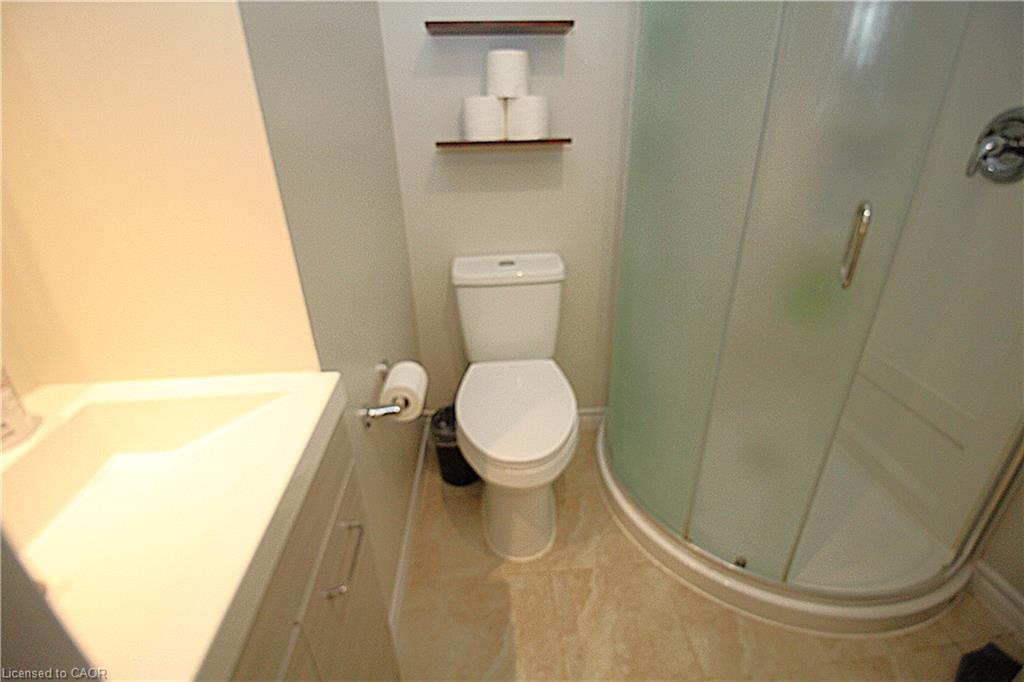 35 Garden Crescent Property Photo 32