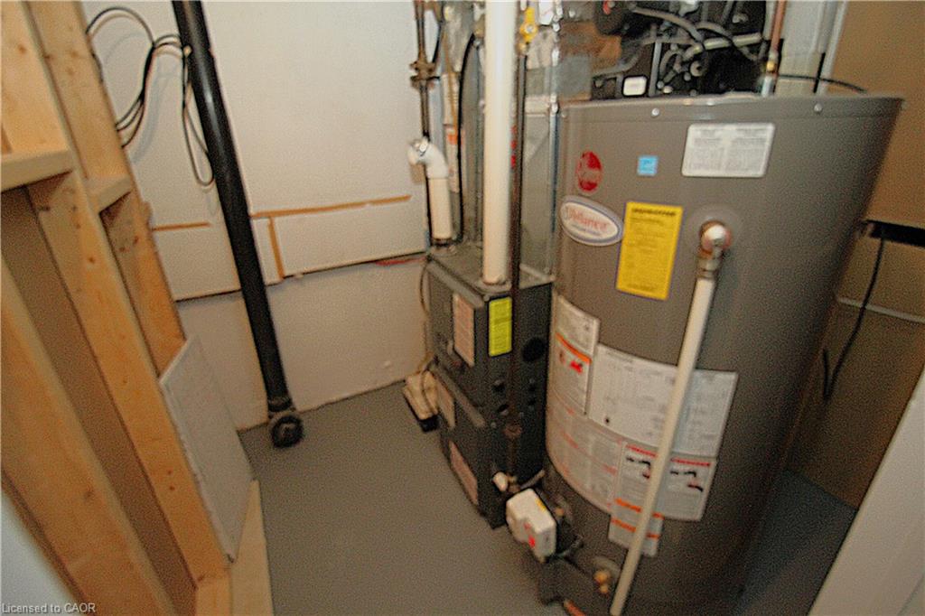 35 Garden Crescent Property Photo 34