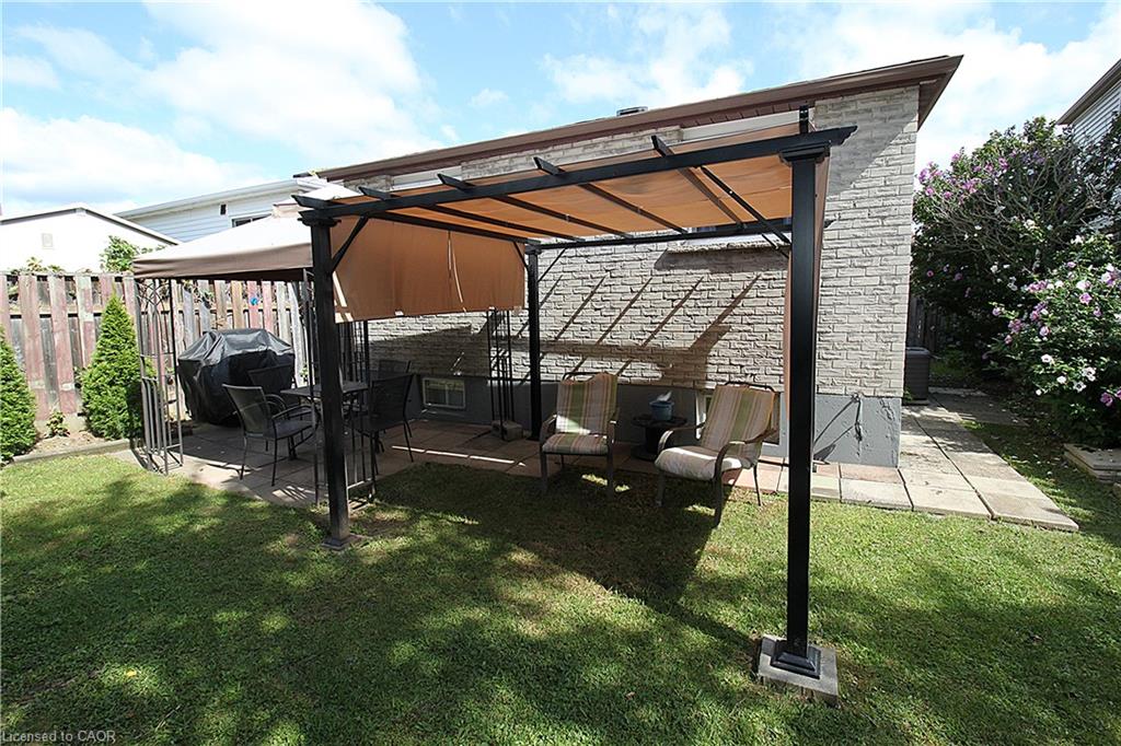 35 Garden Crescent Property Photo 37