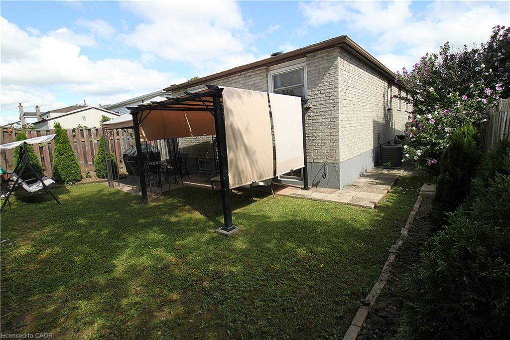 35 Garden Crescent Property Photo 38