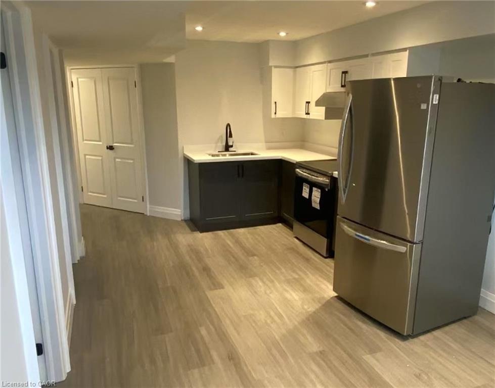 B-81 Second Avenue Property Photo 8