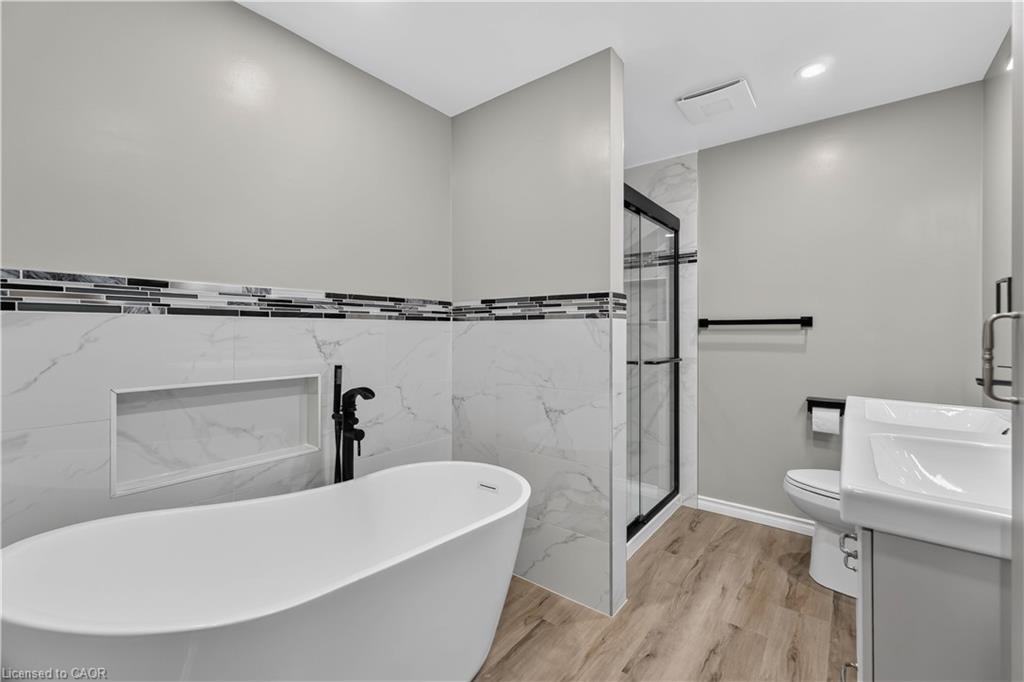 3-66 Summercrest Drive Property Photo 12