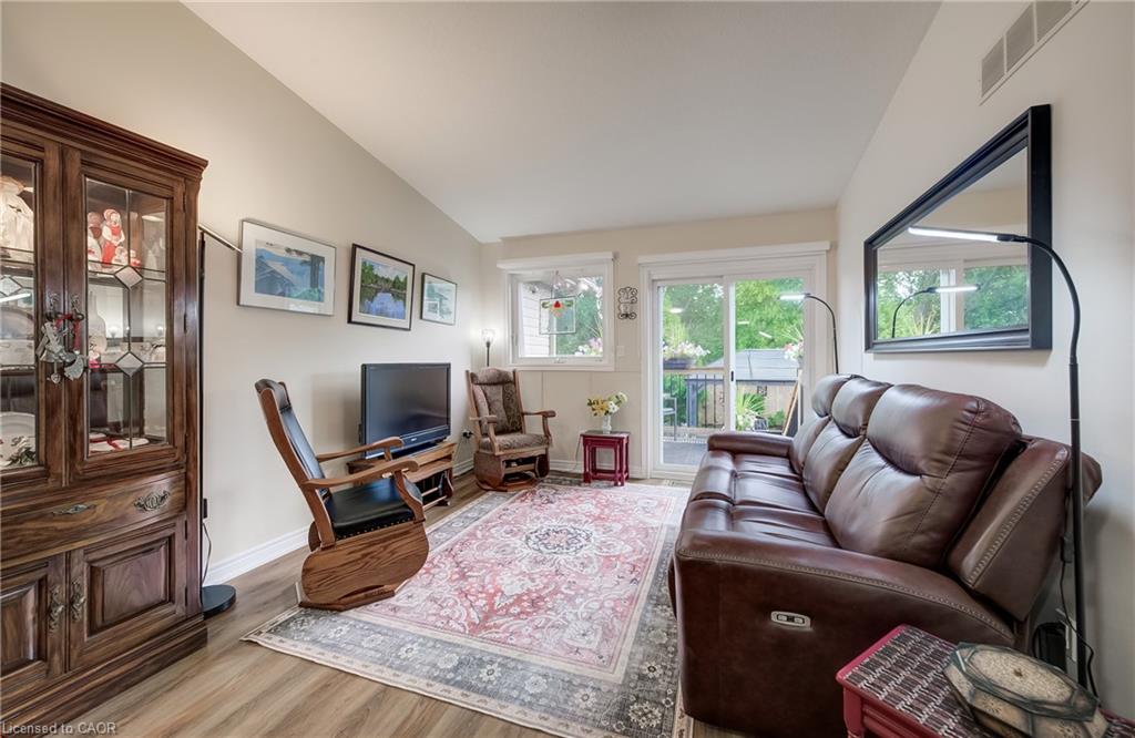 16 Steed Court Property Photo 13