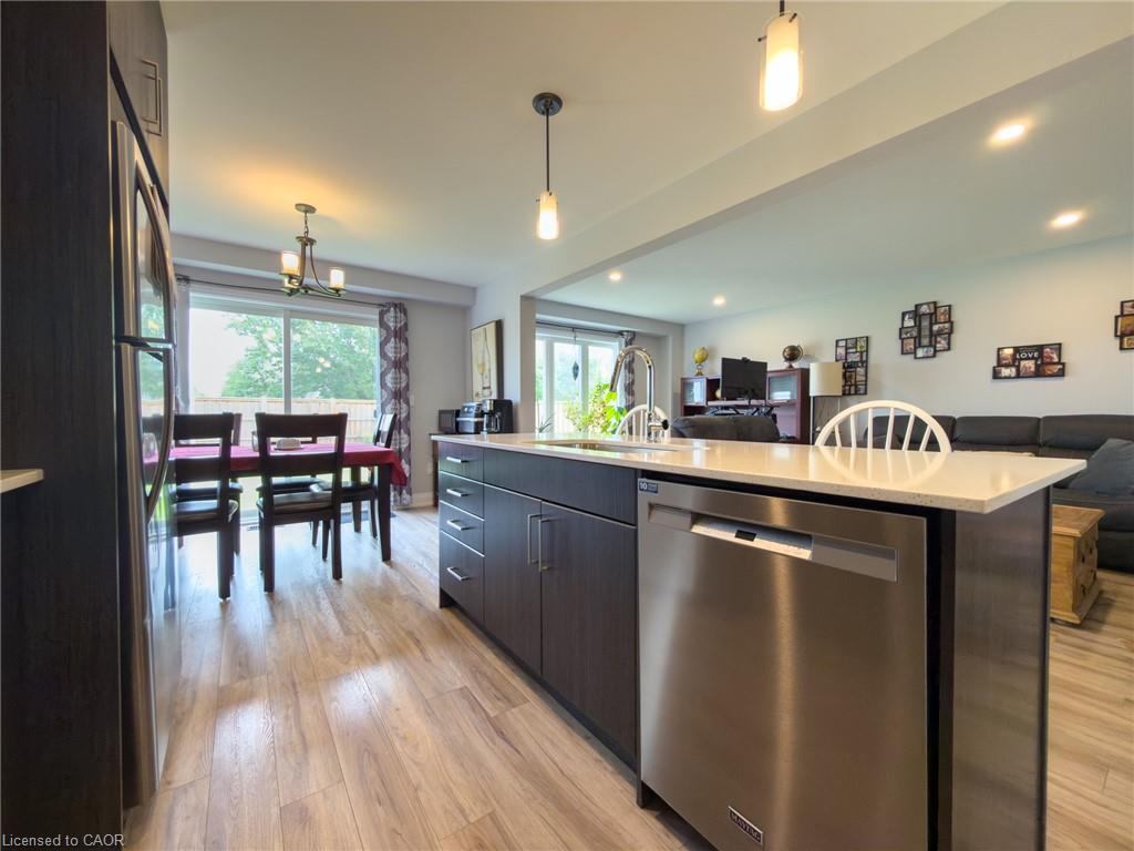 39 Amber Street Property Photo 15
