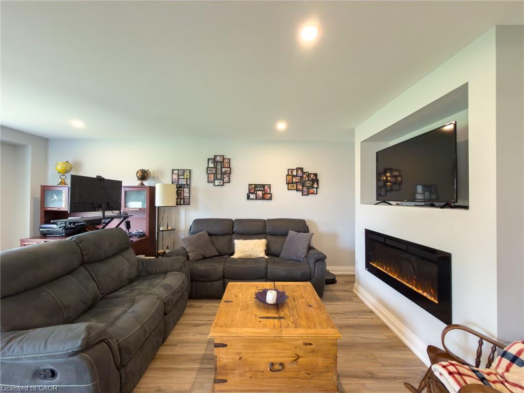 39 Amber Street Property Photo 20