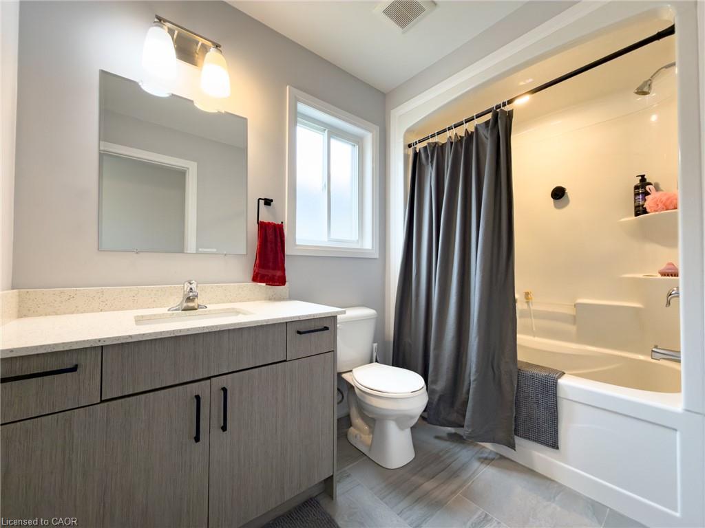 39 Amber Street Property Photo 33