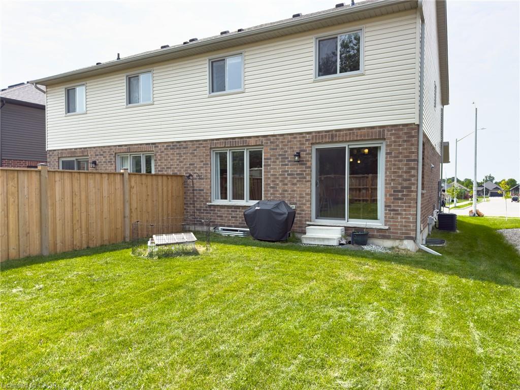 39 Amber Street Property Photo 37