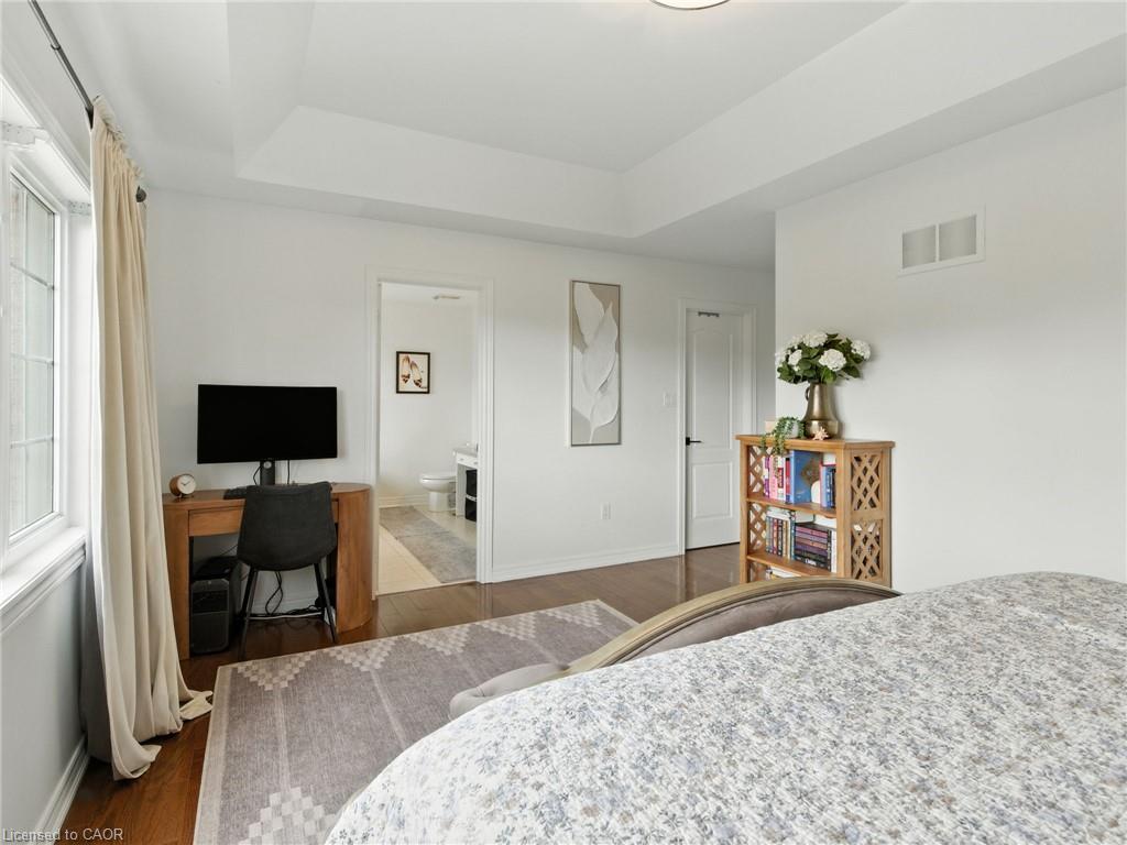 200 Giddings Crescent Property Photo 26