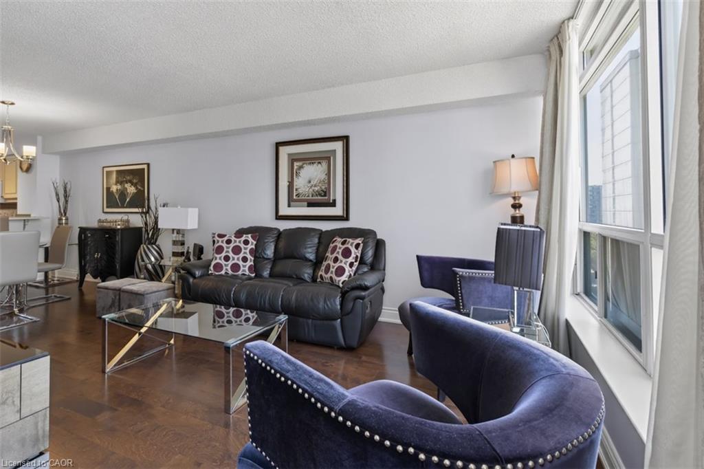 903-1276 Maple Crossing Boulevard Property Photo 22