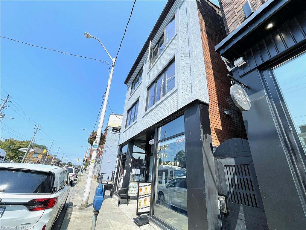 301 Barton Street E Property Photo 20