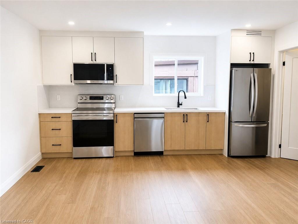 17 White Avenue Property Photo 1