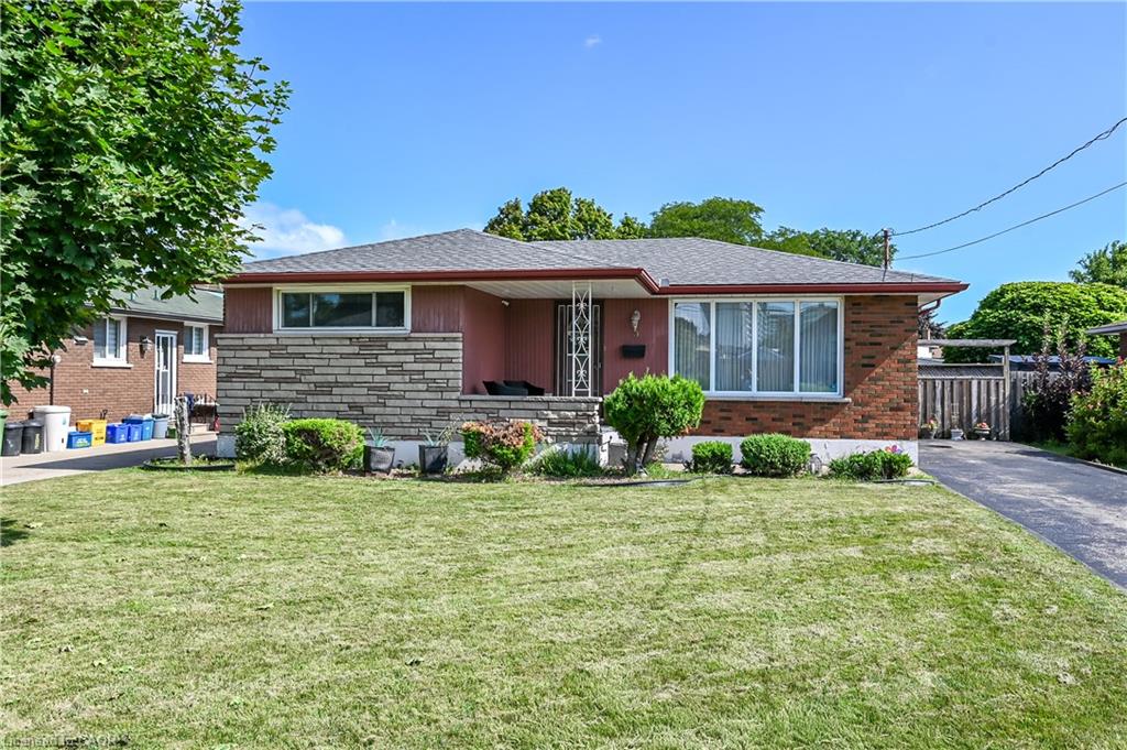 5 Kentley Drive Property Photo 1