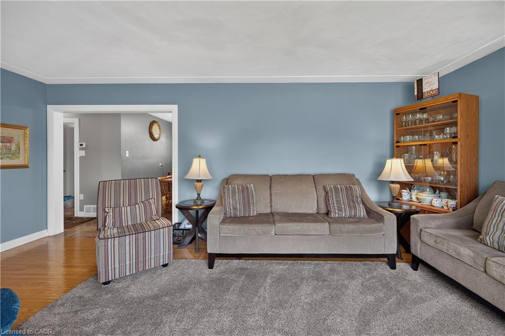 5 Kentley Drive Property Photo 8