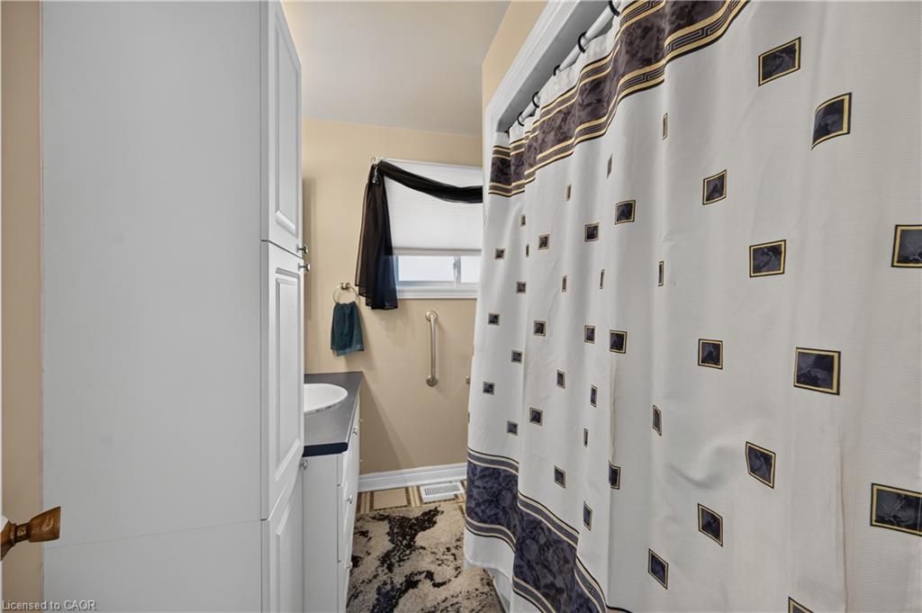 5 Kentley Drive Property Photo 23