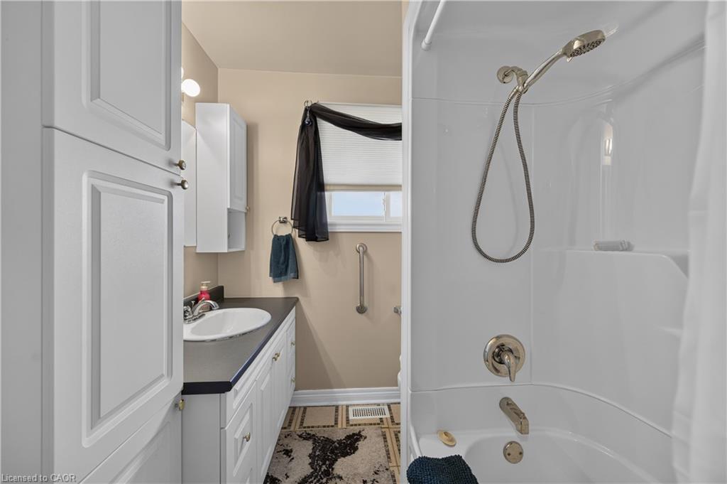 5 Kentley Drive Property Photo 24