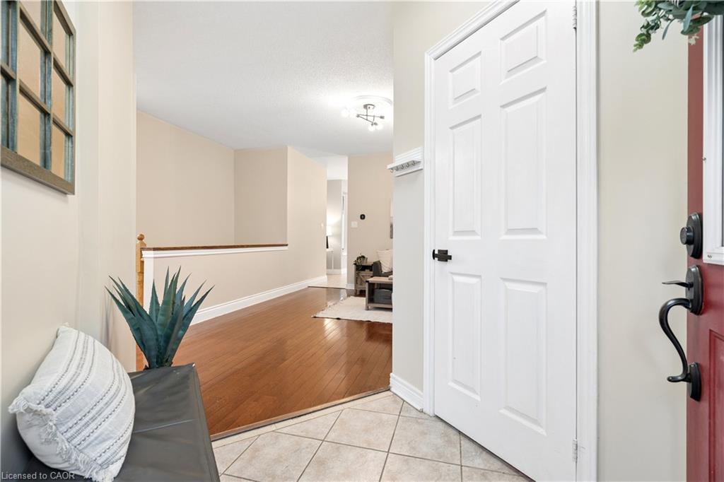 27 Spruce Boulevard Property Photo 5