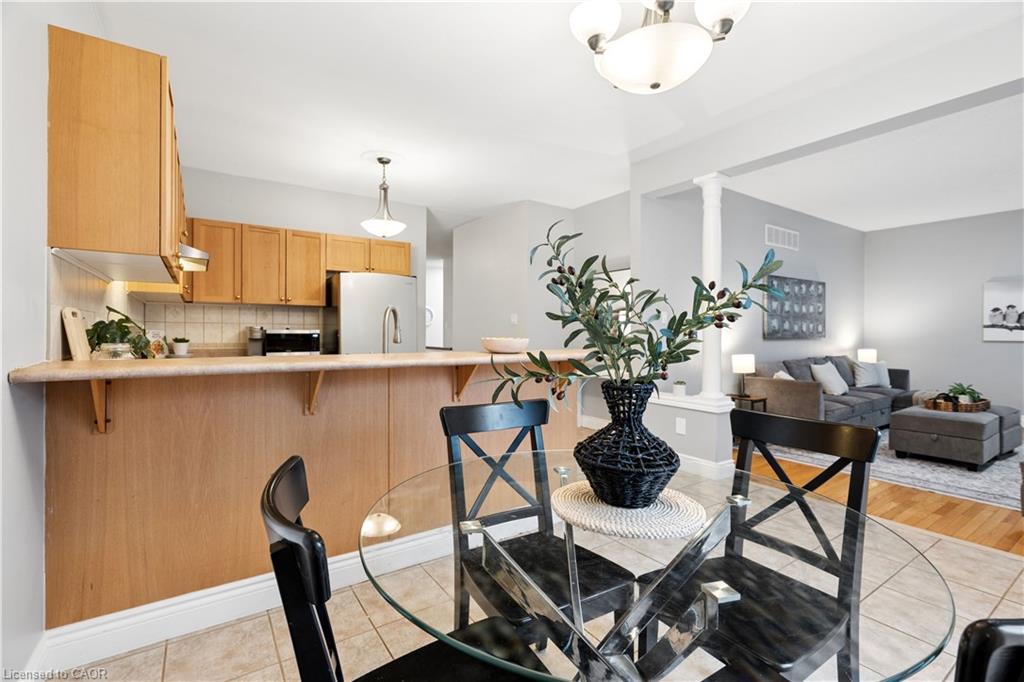 27 Spruce Boulevard Property Photo 12