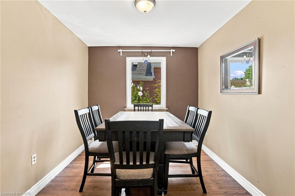 111 Sharon Avenue Property Photo 14
