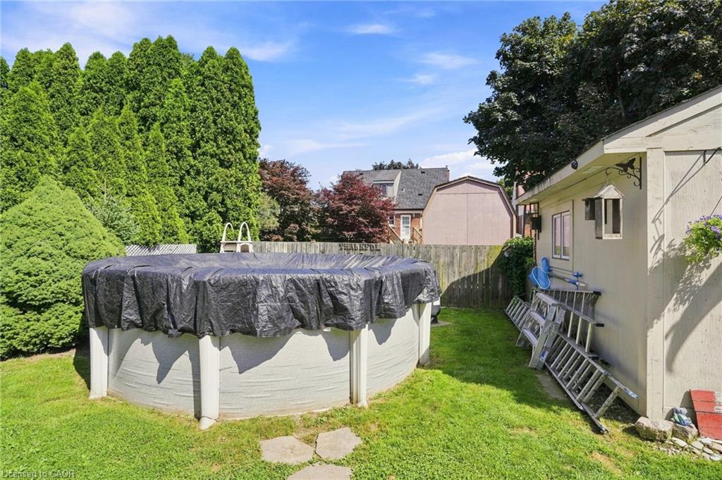 111 Sharon Avenue Property Photo 36