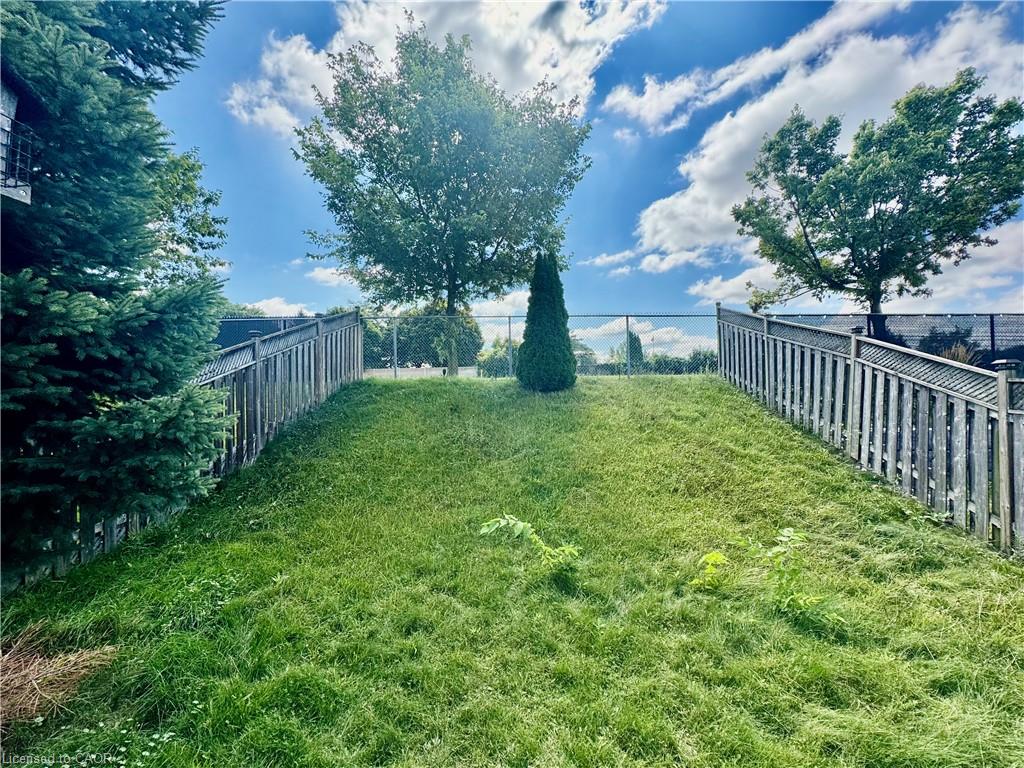 56 Lena Crescent Property Photo 33