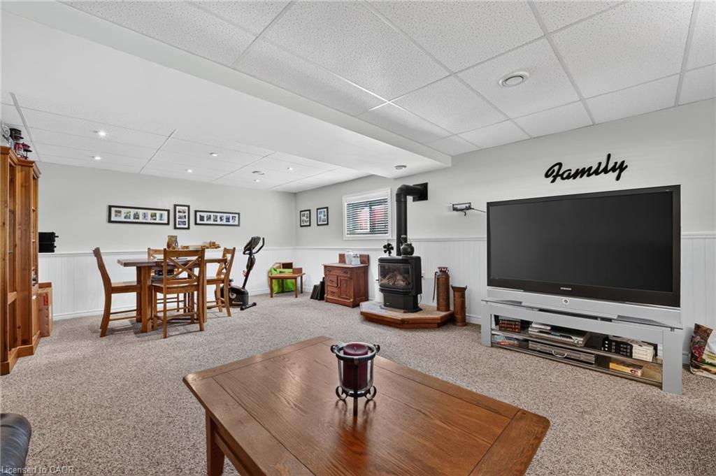2483 Shurie Road Property Photo 29