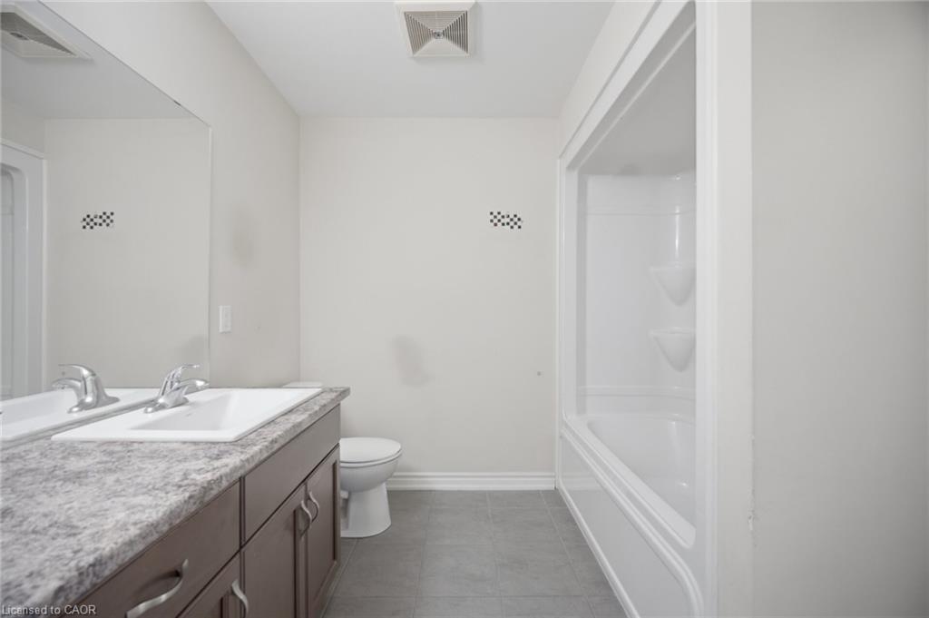 107-650 Sauve Street Property Photo 23