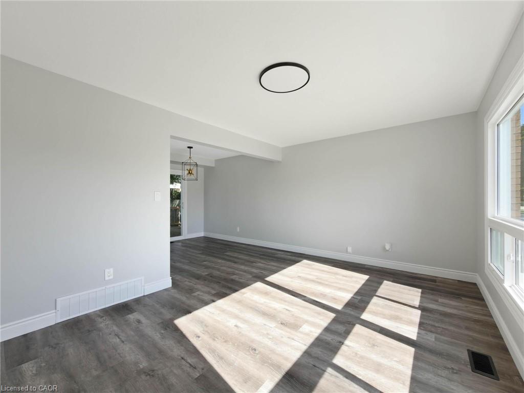 14 Kirkland Avenue Property Photo 13