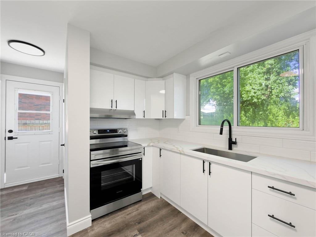 14 Kirkland Avenue Property Photo 23