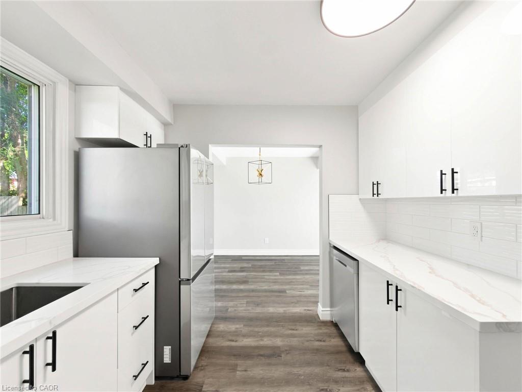 14 Kirkland Avenue Property Photo 27