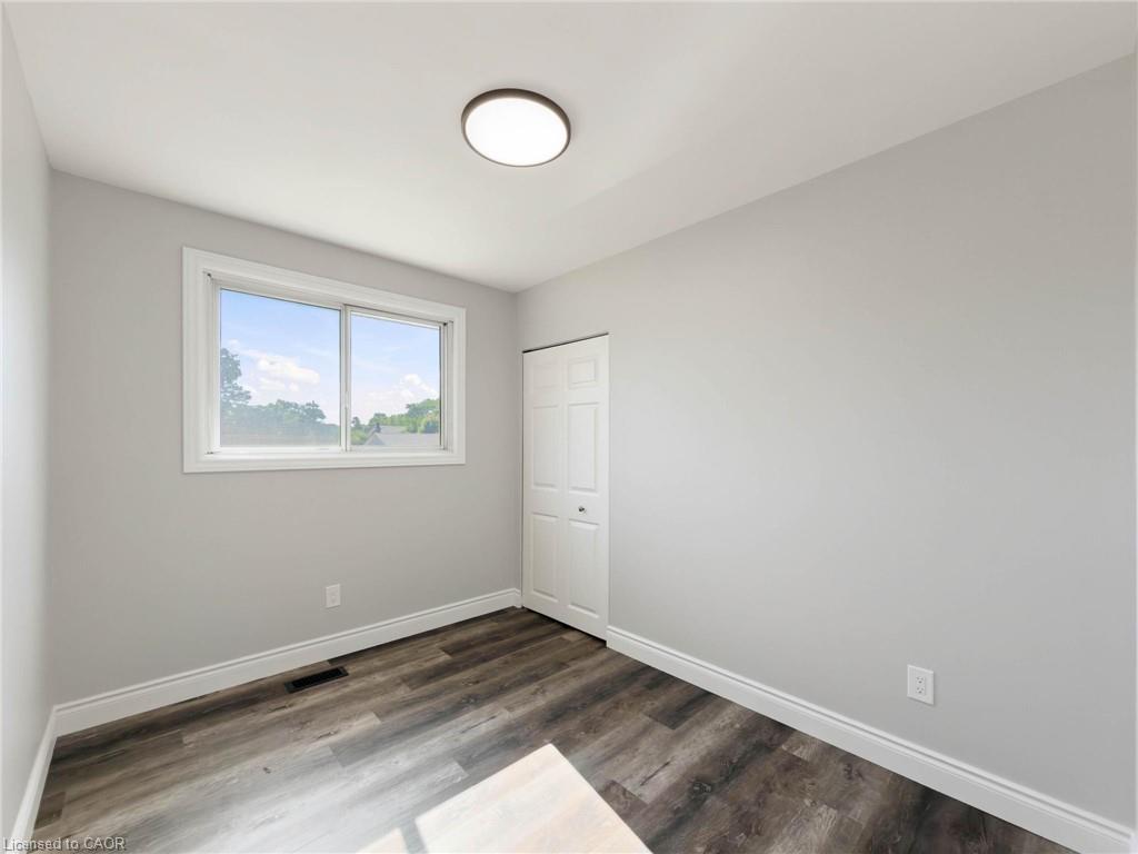 14 Kirkland Avenue Property Photo 36