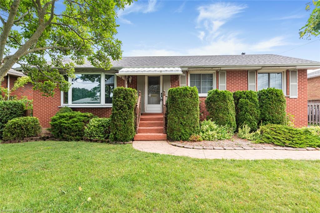 37 Lorne Avenue