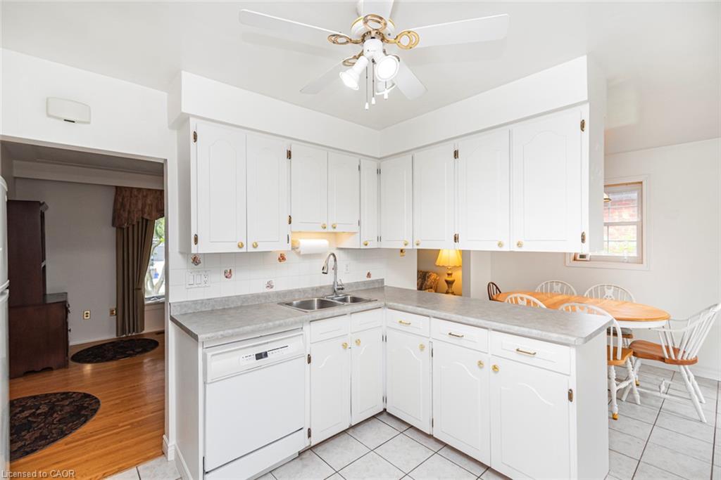 37 Lorne Avenue Property Photo 12