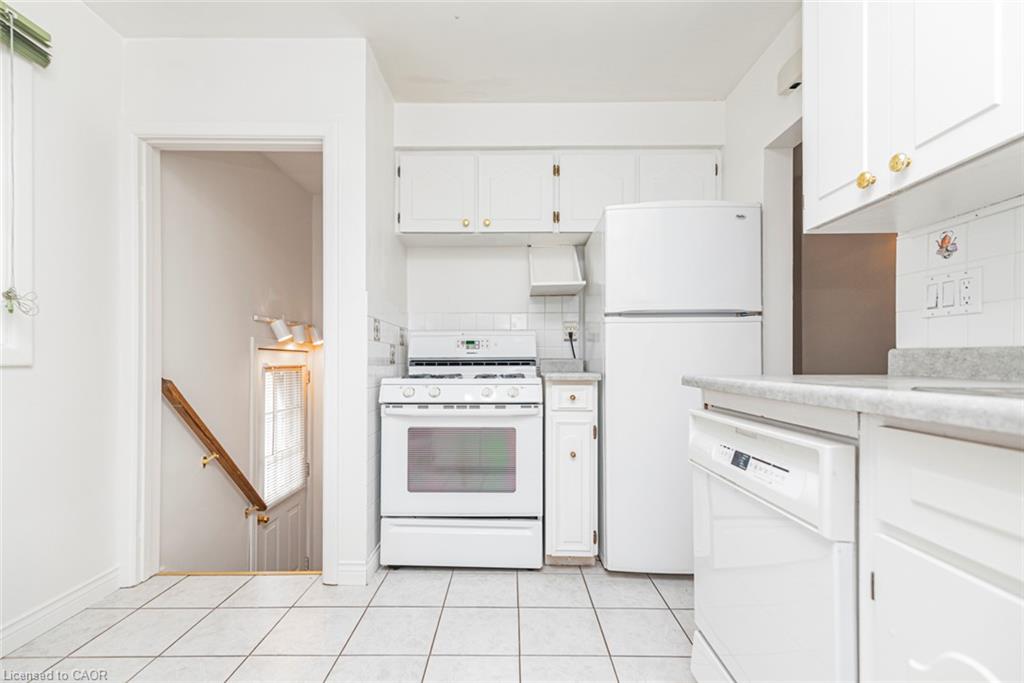 37 Lorne Avenue Property Photo 13