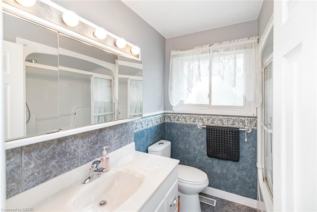 37 Lorne Avenue Property Photo 18