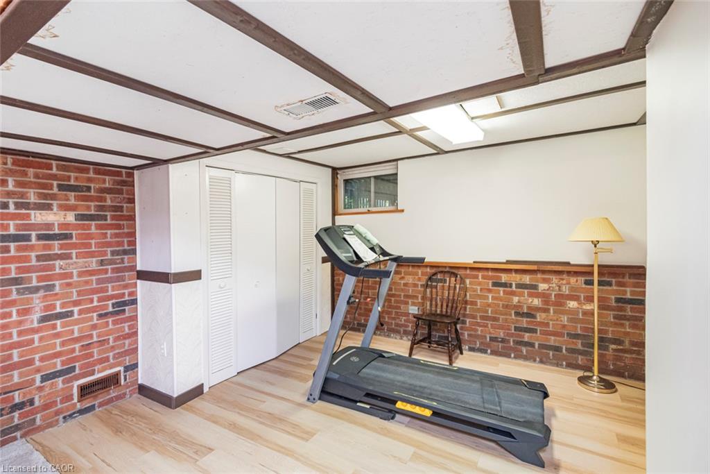 37 Lorne Avenue Property Photo 21