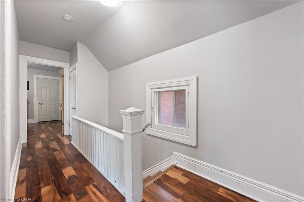 30 Dundas Street Property Photo 15
