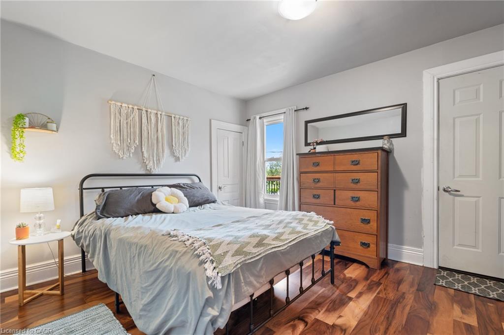 30 Dundas Street Property Photo 16