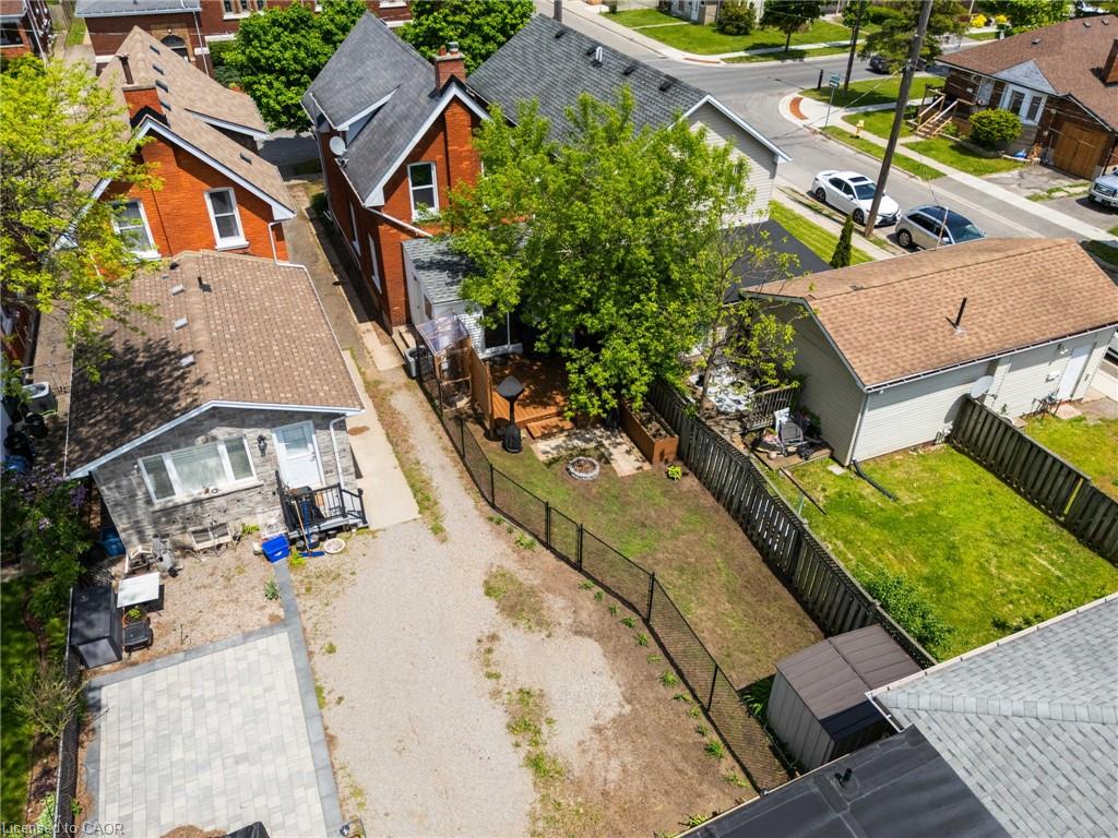 30 Dundas Street Property Photo 25