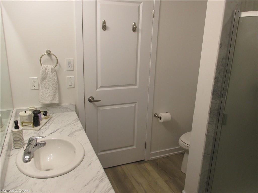 533-5055 Greenlane Road Property Photo 14